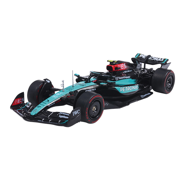 Auto da Corsa n 15 Mercedes-AMG F1 W15 E Performance 2024 1:43 2