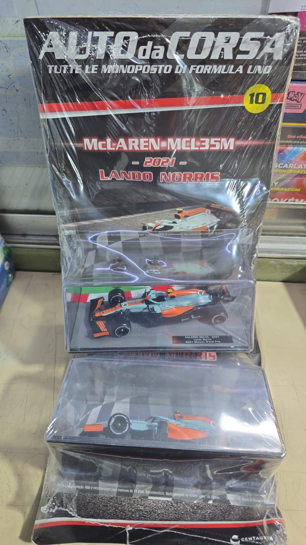 Auto da corsa n 10 McLaren MCL35M 1:43 Lando Norris 2021 Formula 1