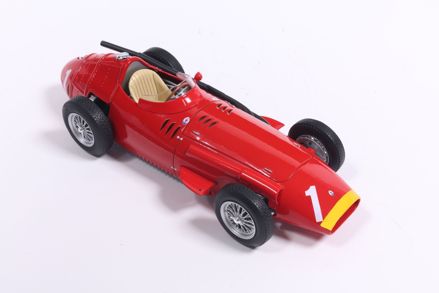 Leggendarie auto a corsa n 128 Maserati 250F 1:24 auto da corsa F1 rosso 