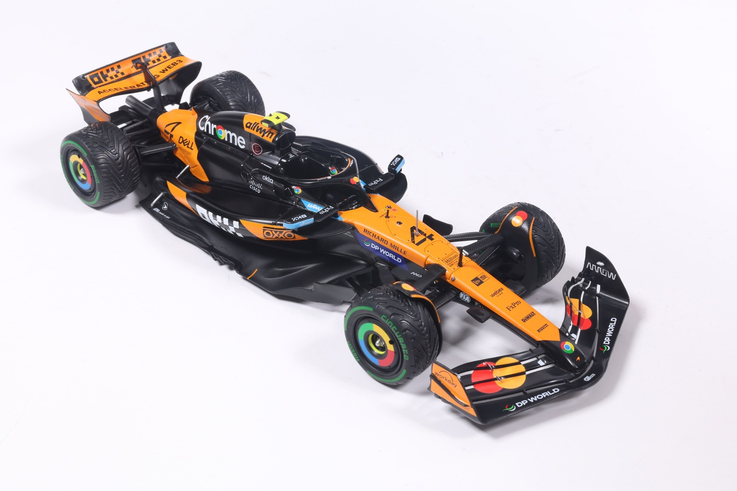 McLaren MCL60 Modellino F1 1:18 Auto 2023 Diecast 2