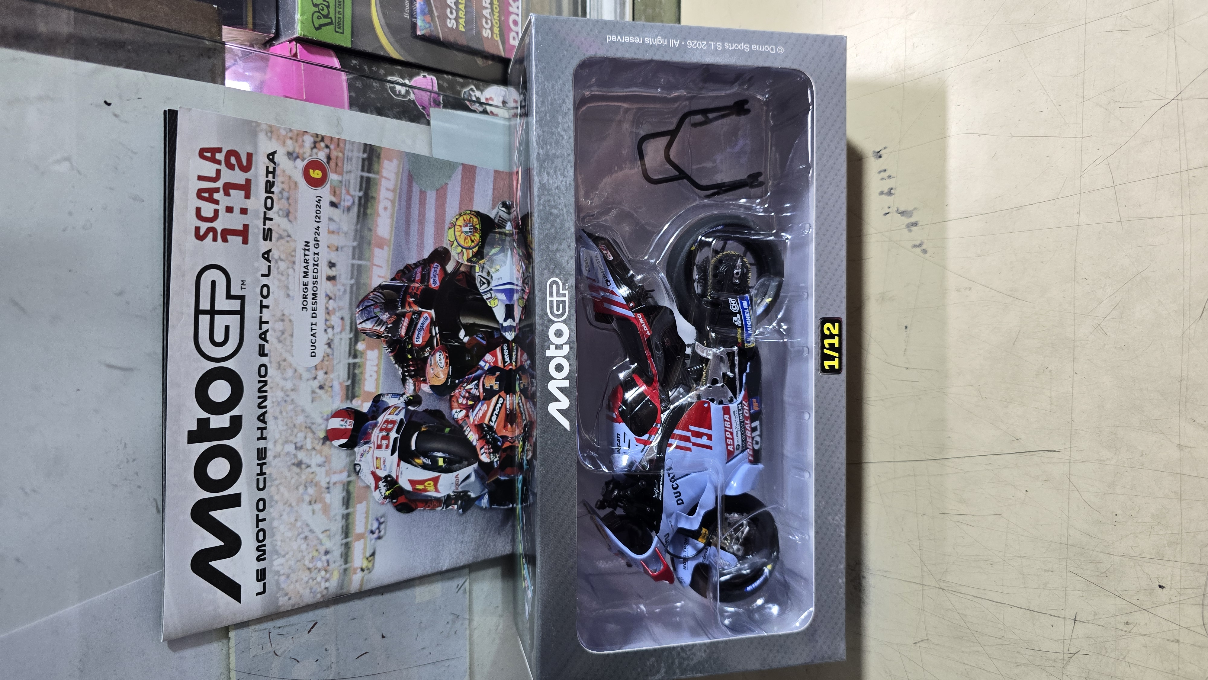 MotoGP Yamaha YZR-M1 scala 1:12 Modellino collezione edicola