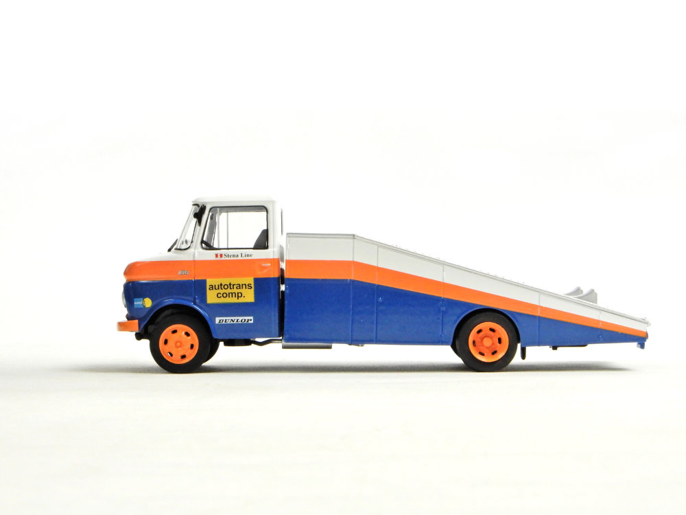 Racing Car Transporte n 20 Racetransporter Mercedes autotrans comp. scala 1:43 Metallo