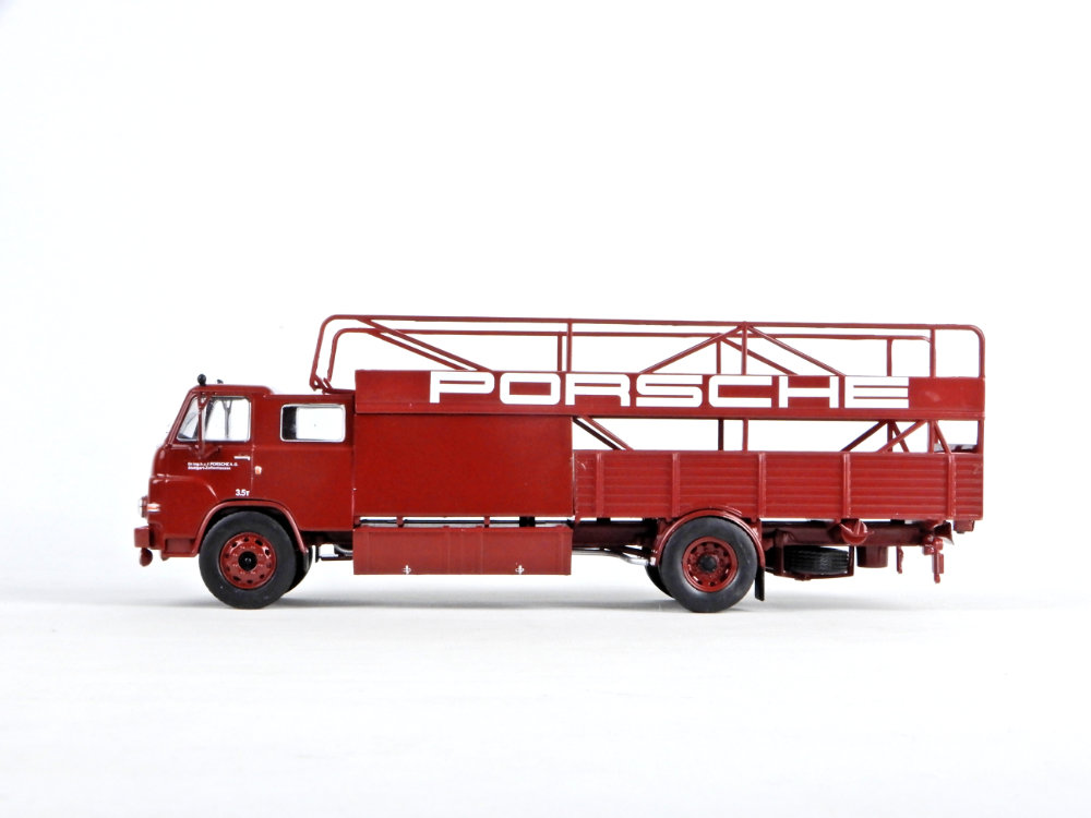 Racing car Transporter n 13 Mercedes-Benz Renntransporter Porsche 1:43 Modellino Diecast
